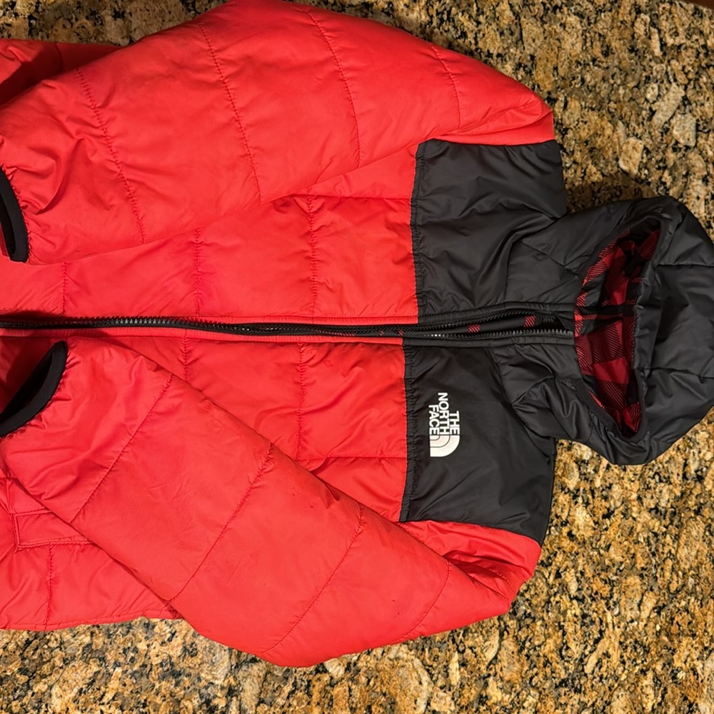 Boys reversible NorthFace Puffer size 10/12